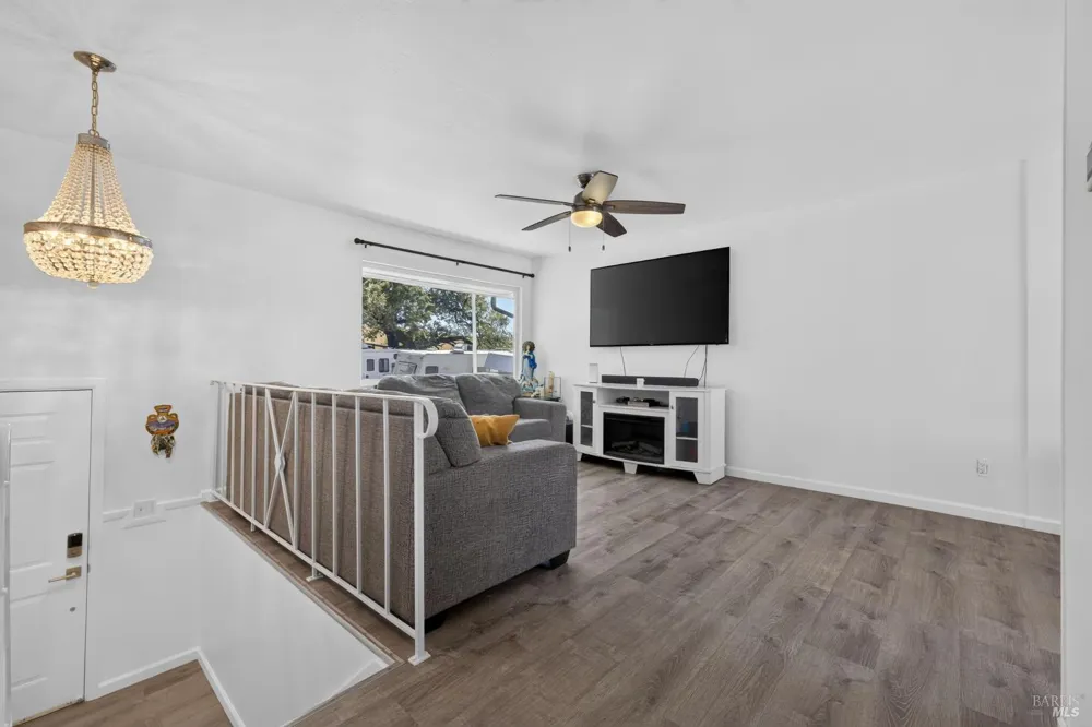 7651 Isabel Drive Cotati, CA 94931