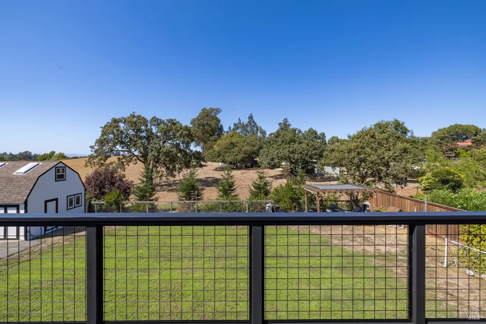 7651 Isabel Drive Cotati, CA 94931