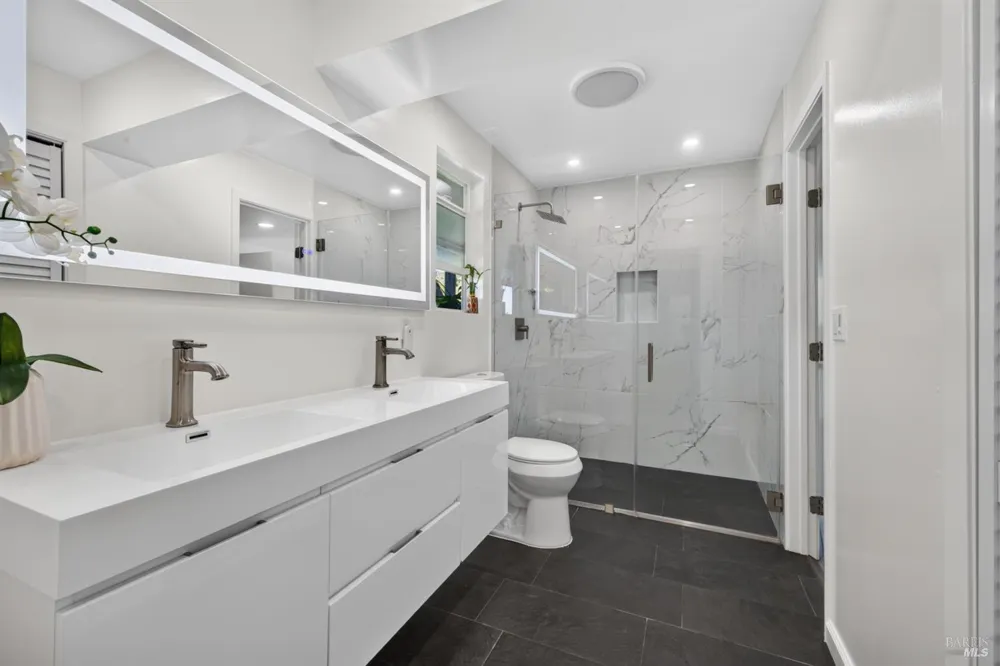 7651 Isabel Drive Cotati, CA 94931