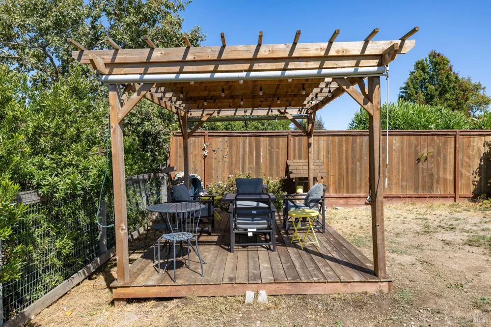 7651 Isabel Drive Cotati, CA 94931