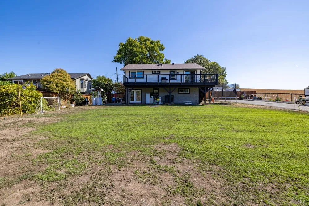 7651 Isabel Drive Cotati, CA 94931