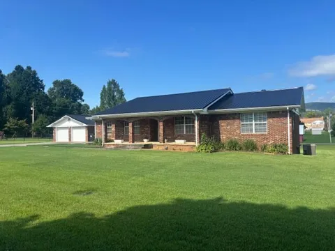 103 W Legion Circle