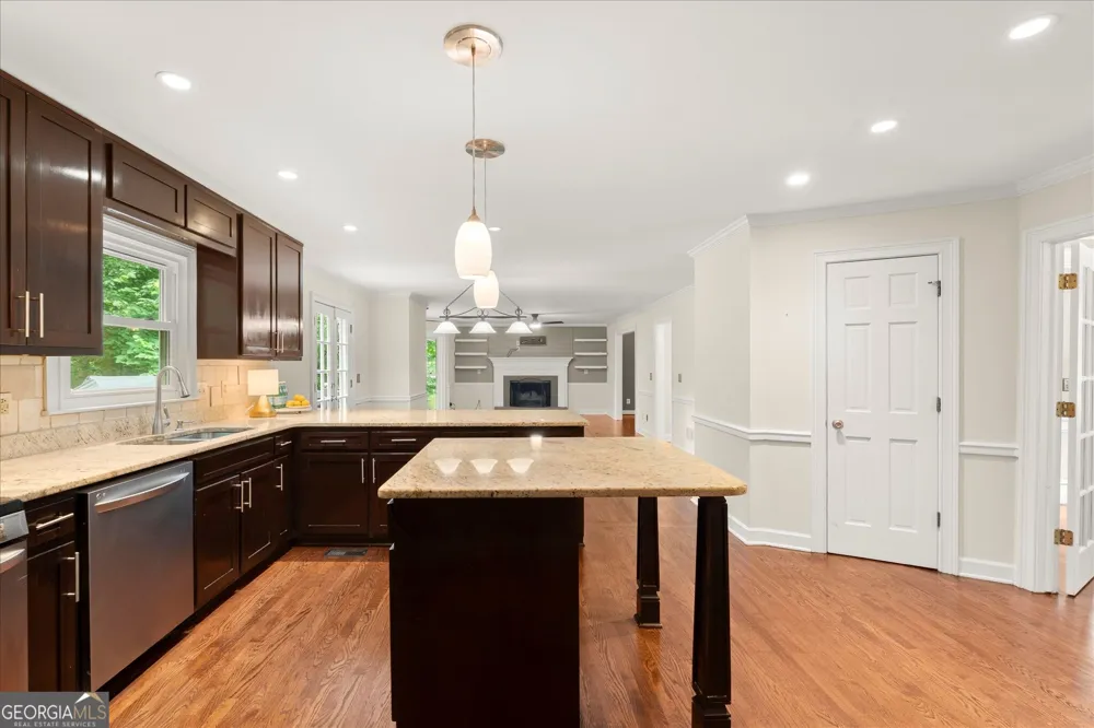 3505 Waters Glen WAY Alpharetta, GA 30022