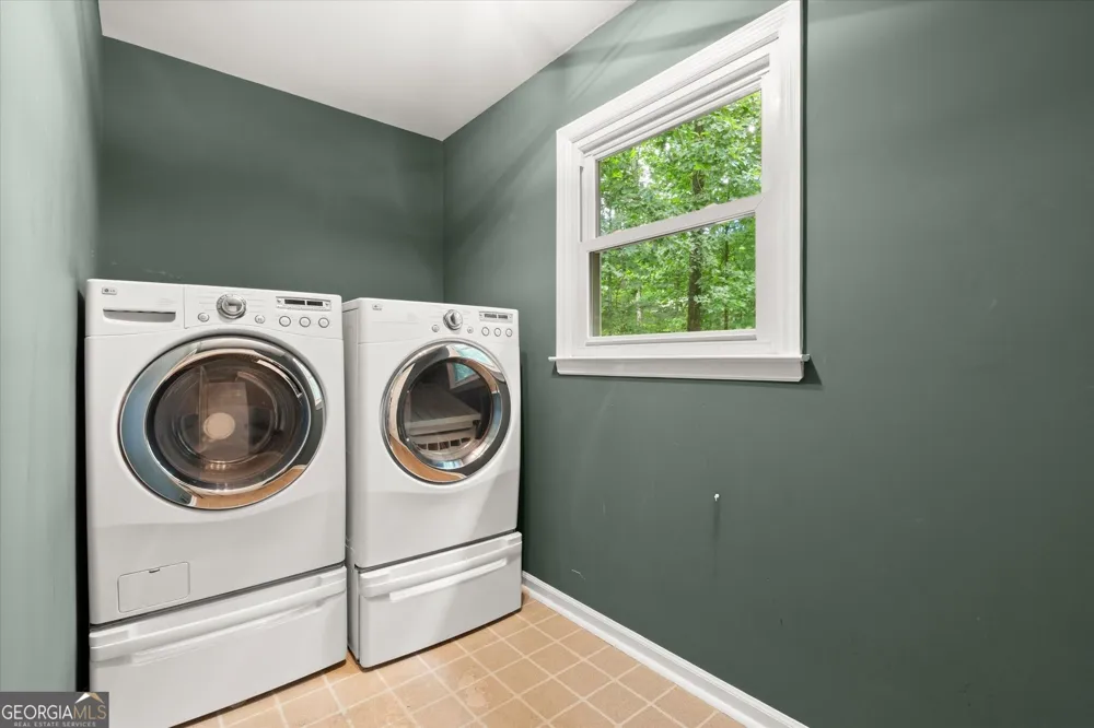 3505 Waters Glen WAY Alpharetta, GA 30022
