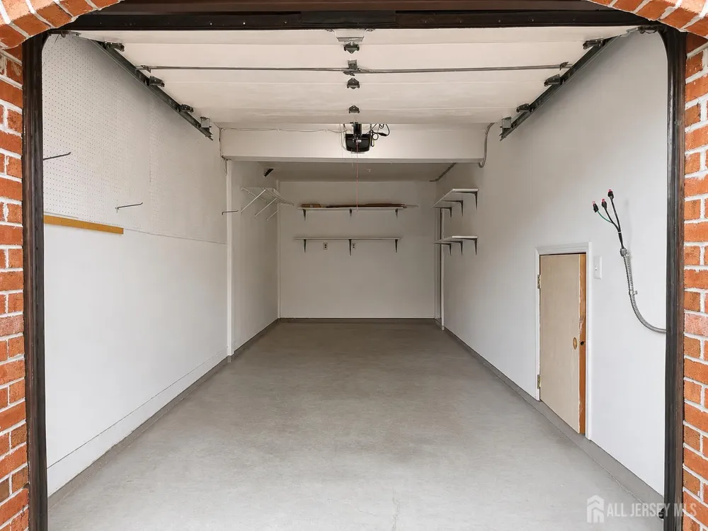 3003 Oaks Boulevard North Brunswick, NJ 08902