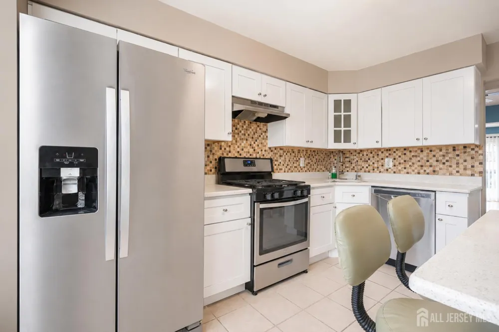 3003 Oaks Boulevard North Brunswick, NJ 08902