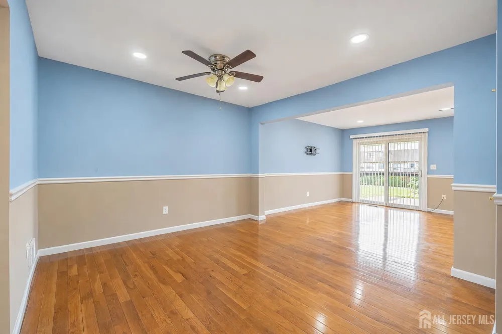 3003 Oaks Boulevard North Brunswick, NJ 08902