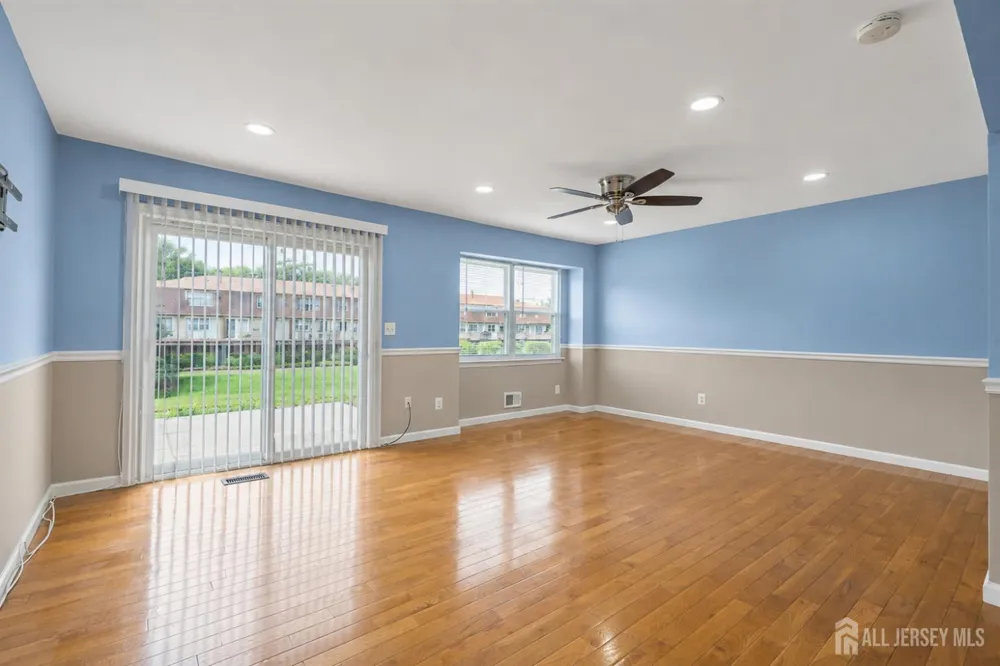 3003 Oaks Boulevard North Brunswick, NJ 08902