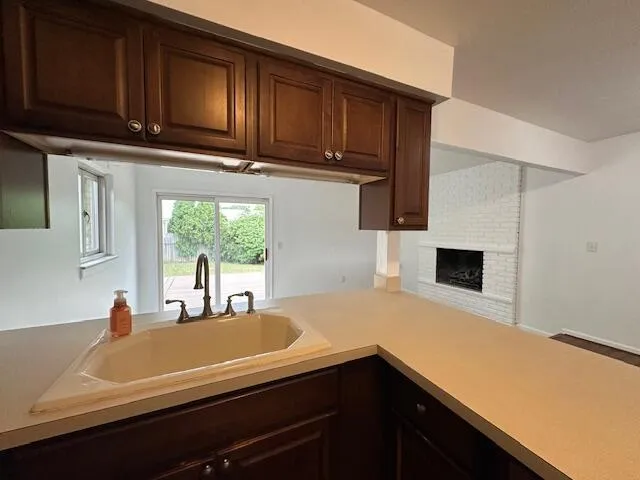 34242 S Aztec Drive Westland, MI 48185