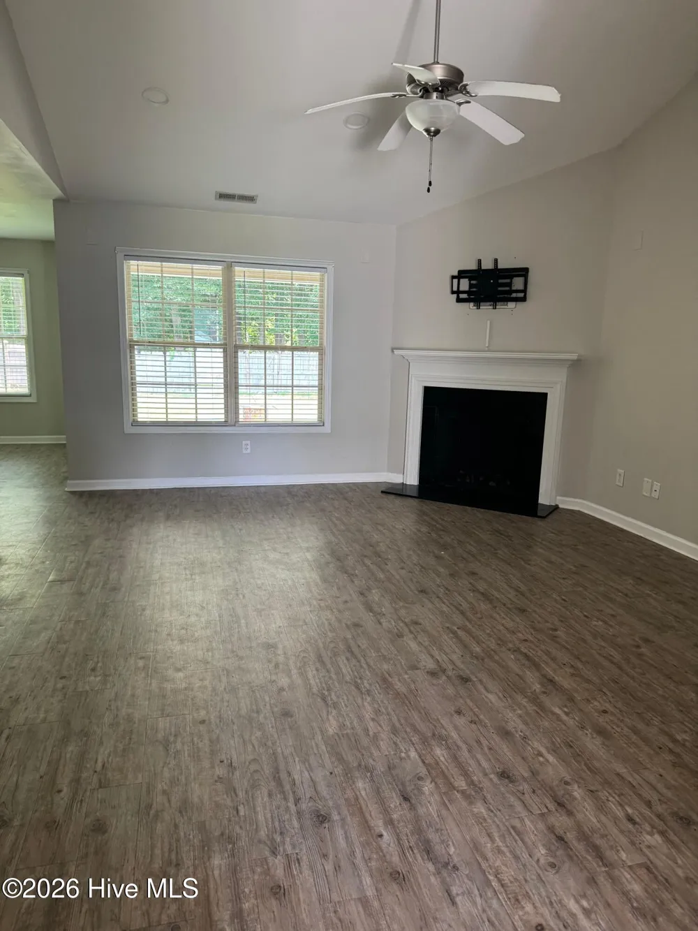 303 Tuscan Court Richlands, NC 28574