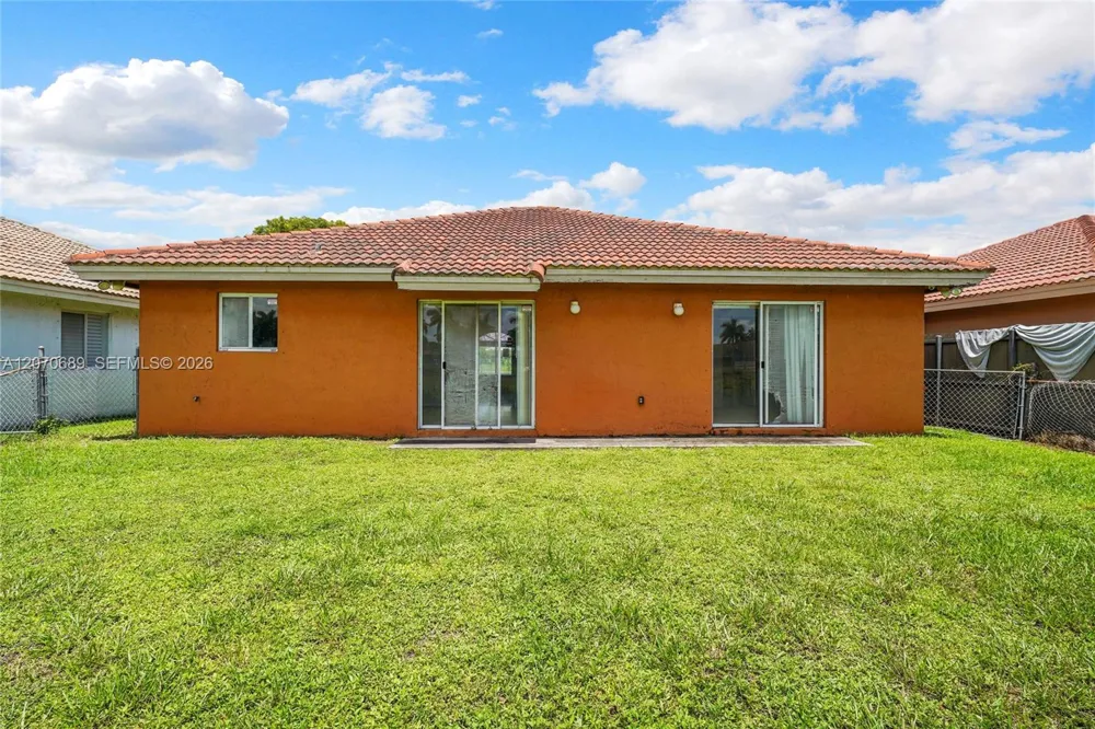 1714 NW 204th St Miami Gardens, FL 33056