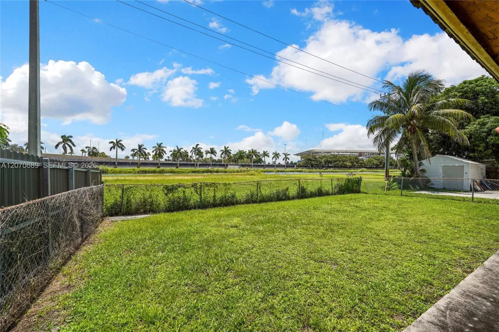 1714 NW 204th St Miami Gardens, FL 33056
