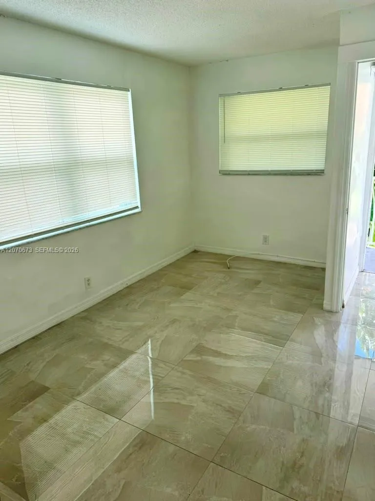 6201 SW 37 CT #3B Davie, FL 33314
