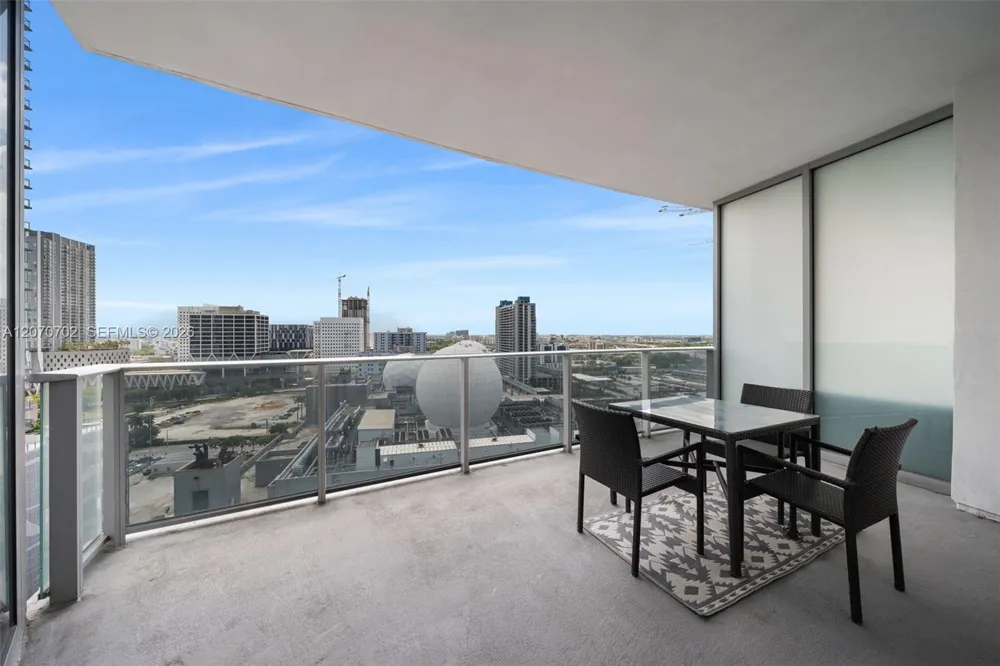 851 NE 1st Ave #1610 Miami, FL 33132