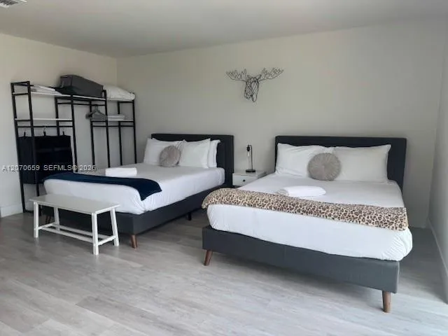 19380 NE 26 AVE #304 Miami, FL 33180
