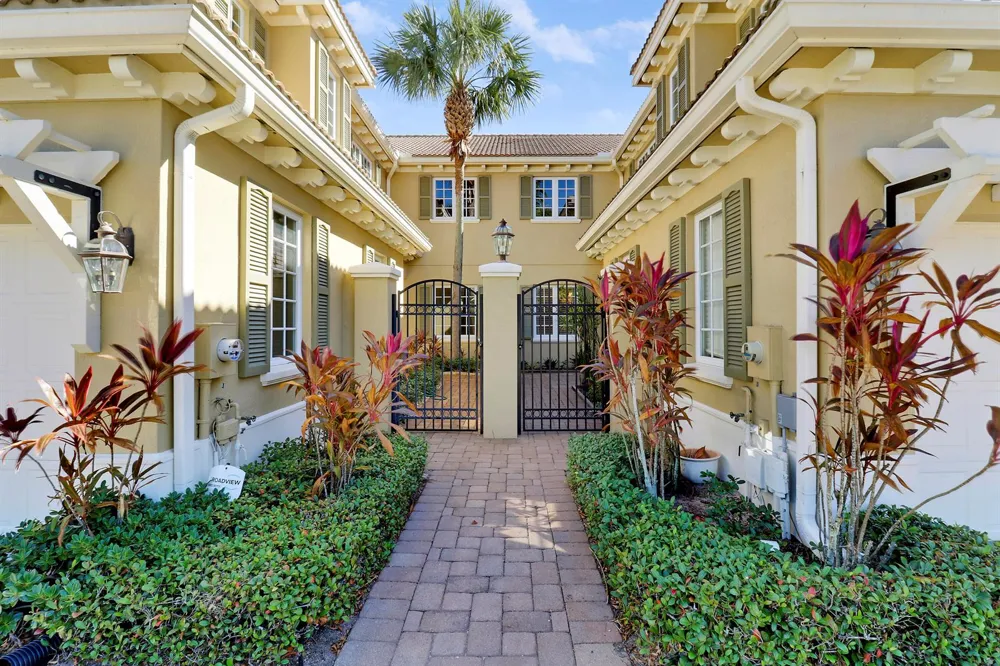 4790 CADIZ CIRCLE Palm Beach Gardens, FL 33418