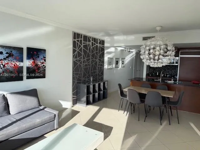 1800 S Ocean Dr #1406 Hallandale Beach, FL 33009