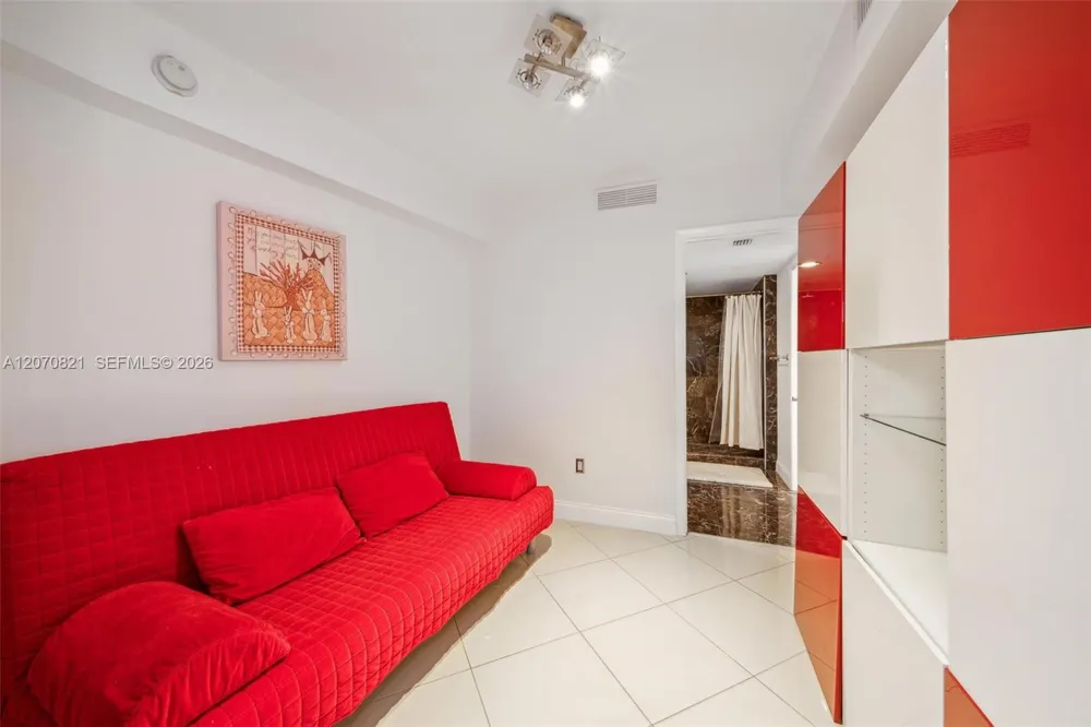 1800 S Ocean Dr #1406 Hallandale Beach, FL 33009
