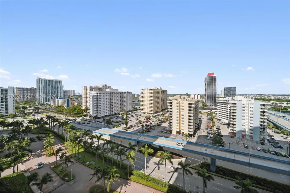 1800 S Ocean Dr #1406 Hallandale Beach, FL 33009
