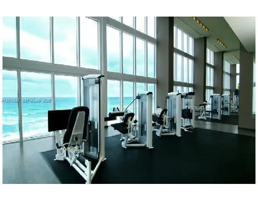 1800 S Ocean Dr #1406 Hallandale Beach, FL 33009