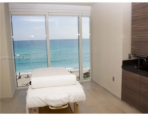 1800 S Ocean Dr #1406 Hallandale Beach, FL 33009