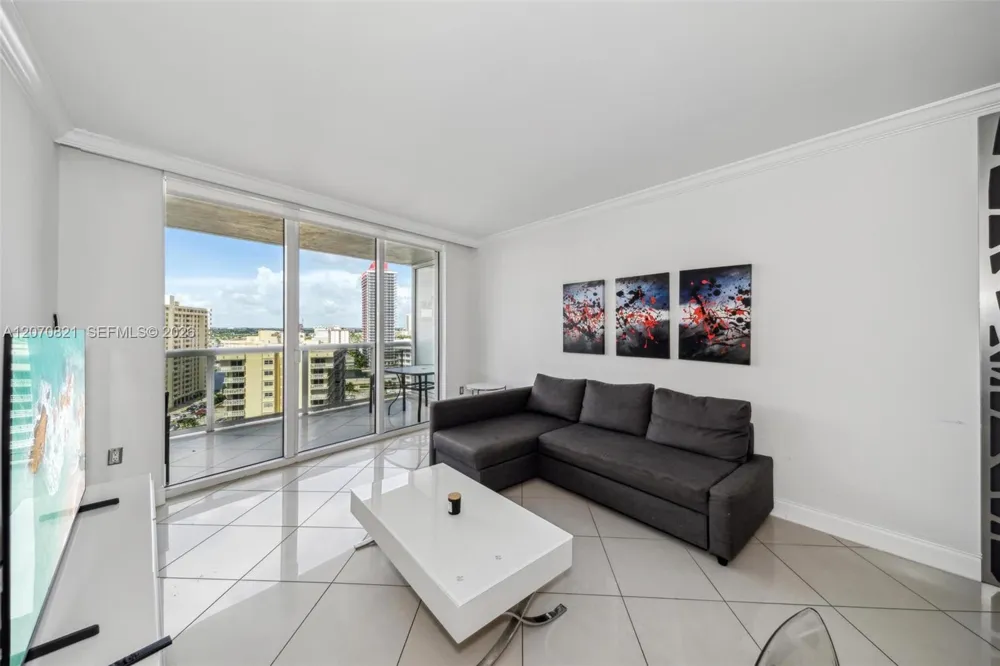 1800 S Ocean Dr #1406 Hallandale Beach, FL 33009