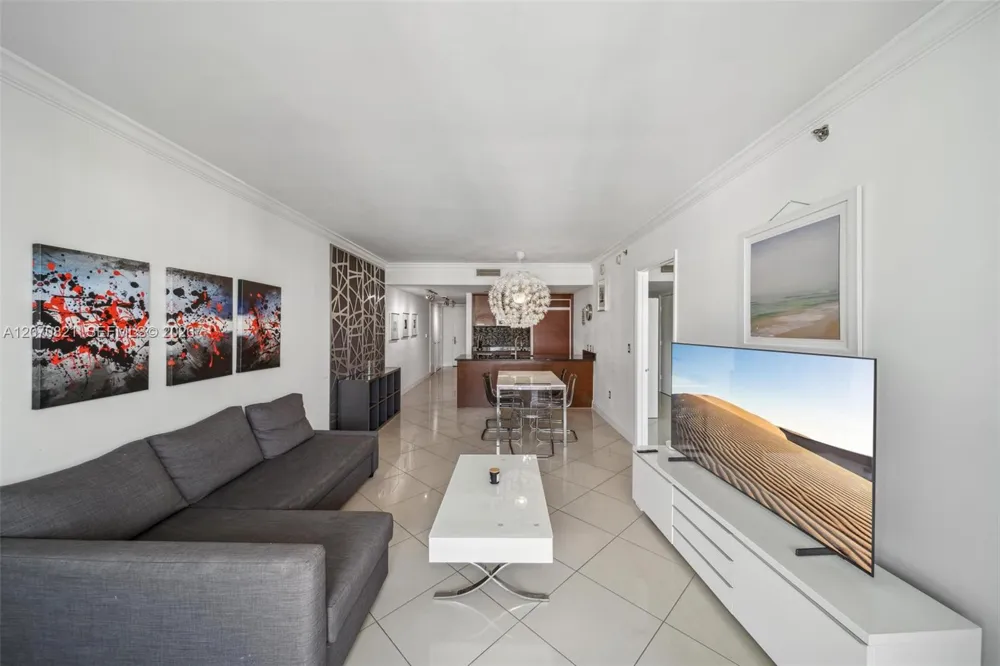 1800 S Ocean Dr #1406 Hallandale Beach, FL 33009