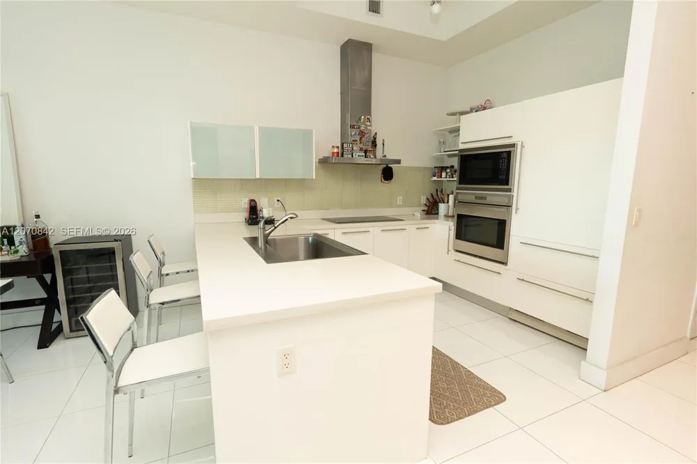 150 Sunny Isles Blvd #1-TH403 Sunny Isles Beach, FL 33160