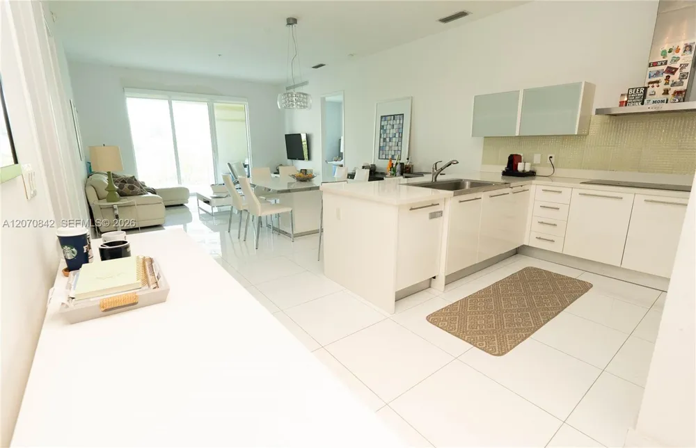 150 Sunny Isles Blvd #1-TH403 Sunny Isles Beach, FL 33160
