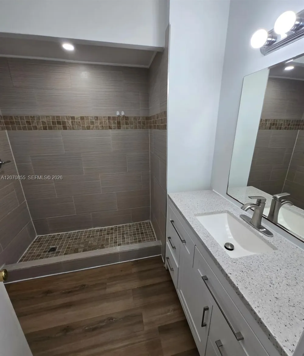 2424 SE 17th Cswy #110B Fort Lauderdale, FL 33316