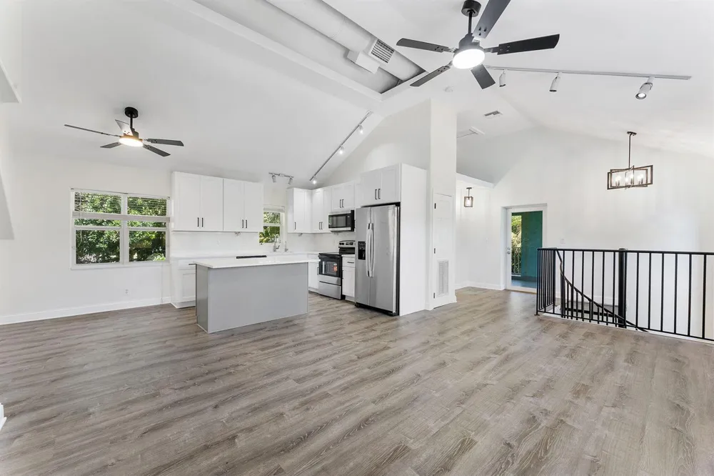 7044 Thompson Road Boynton Beach, FL 33426