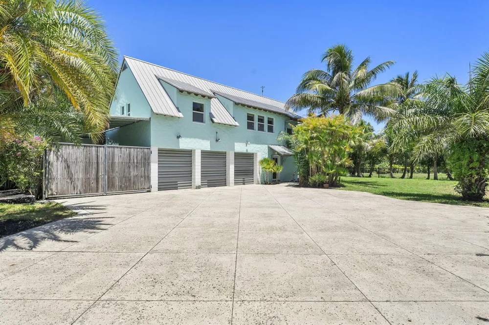 7044 Thompson Road Boynton Beach, FL 33426