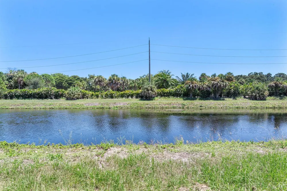 7044 Thompson Road Boynton Beach, FL 33426