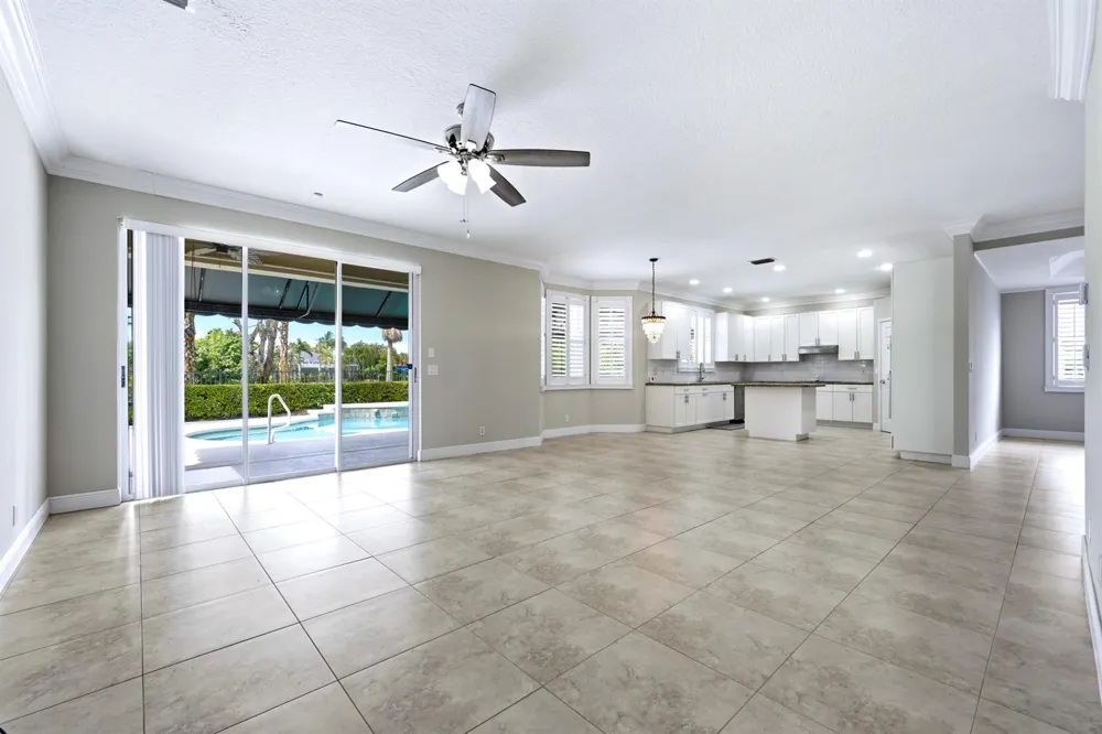 15562 Cypress Park Drive Wellington, FL 33414