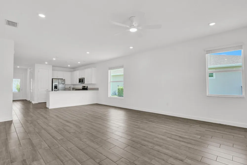 977 SE CROSSWOOD WAY Port St. Lucie, FL 34984