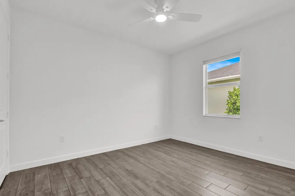 977 SE CROSSWOOD WAY Port St. Lucie, FL 34984