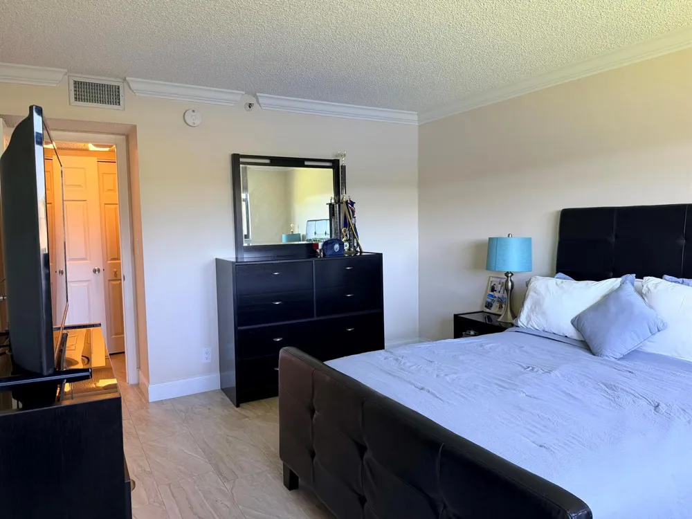 1266 S MILITARY TRAIL #525 Deerfield Beach, FL 33442