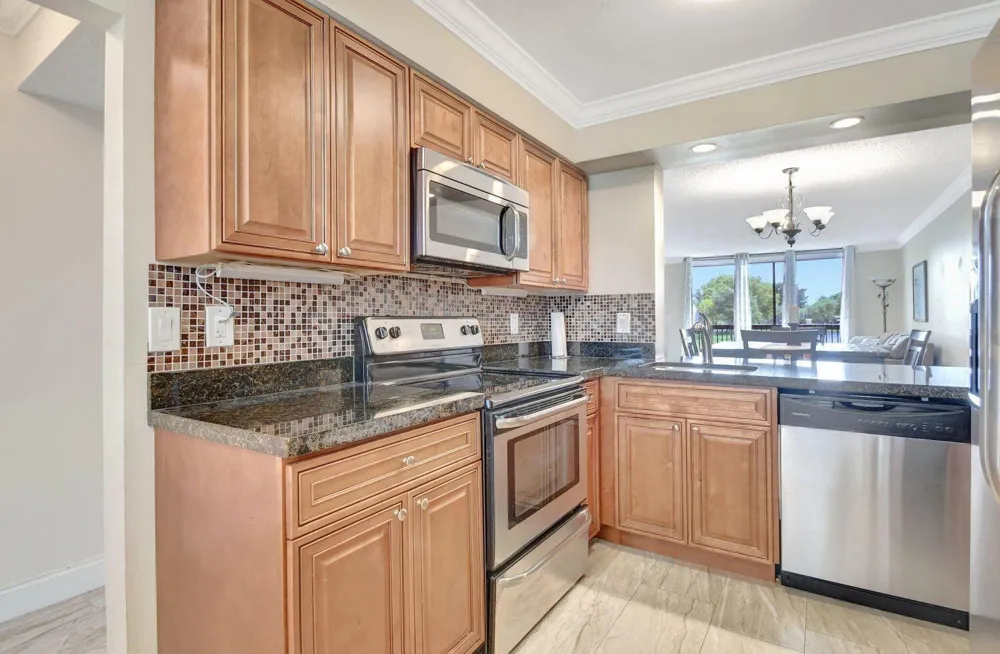 1266 S MILITARY TRAIL #525 Deerfield Beach, FL 33442
