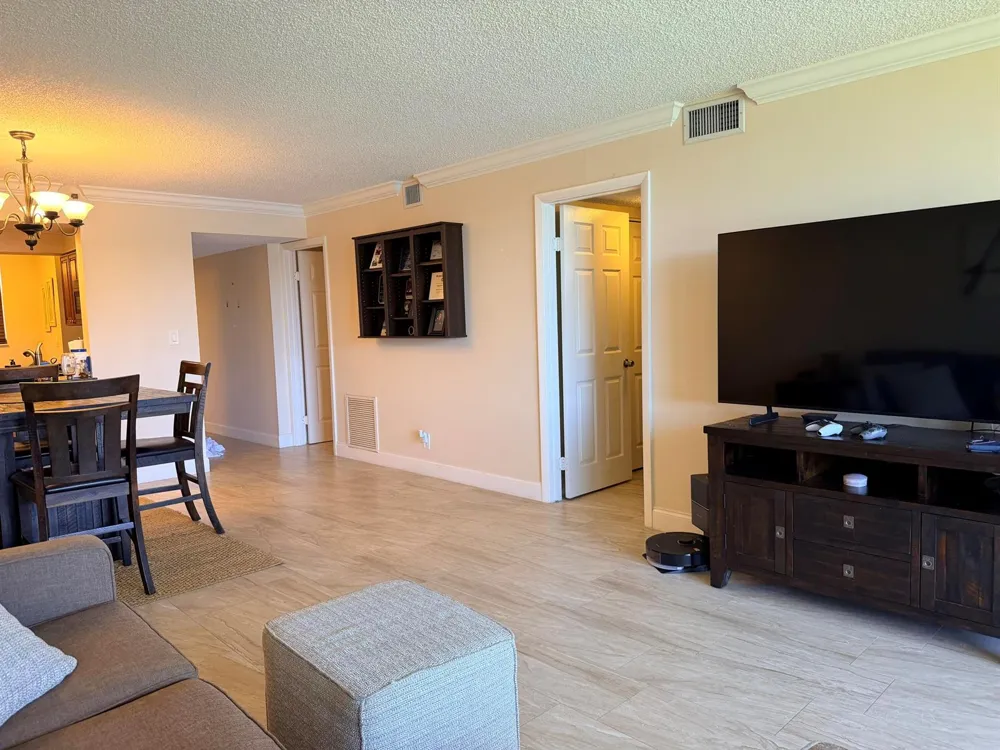 1266 S MILITARY TRAIL #525 Deerfield Beach, FL 33442