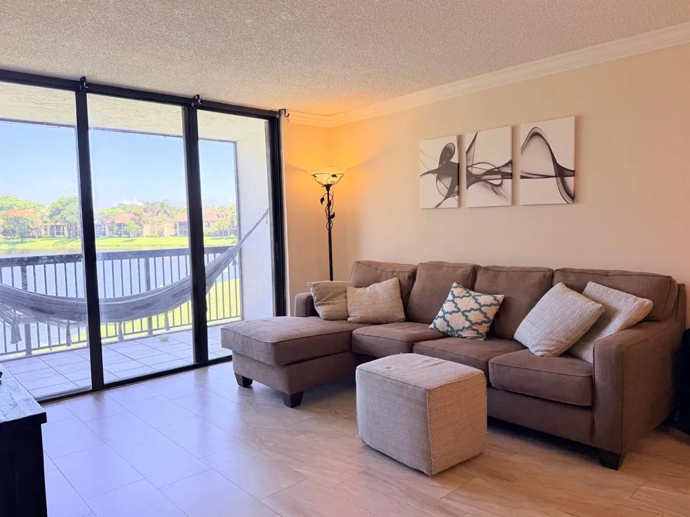 1266 S MILITARY TRAIL #525 Deerfield Beach, FL 33442