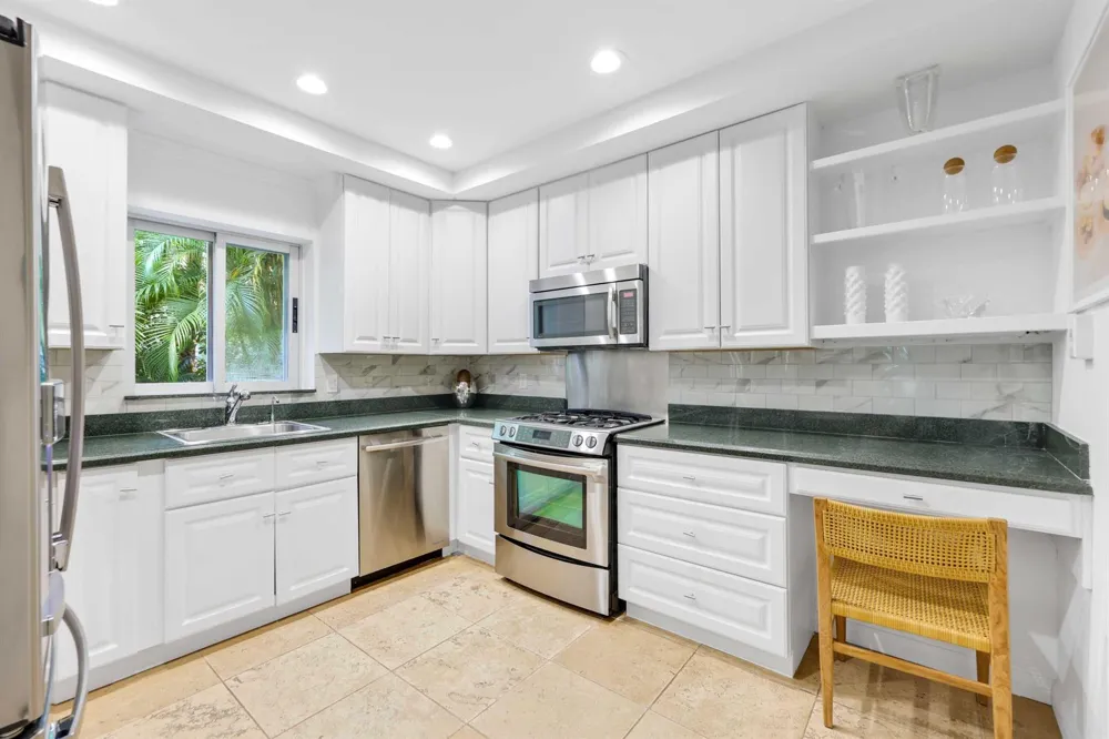 429 Australian Avenue #3 Palm Beach, FL 33480