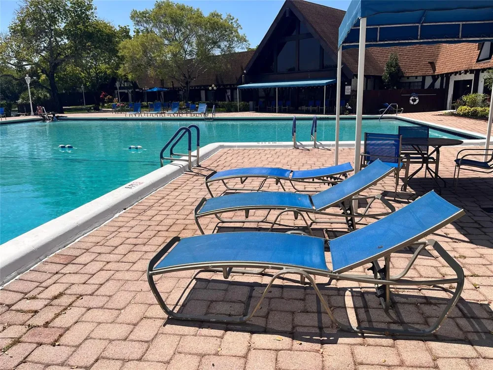3710 Inverrary Drive #3Y Lauderhill, FL 33319