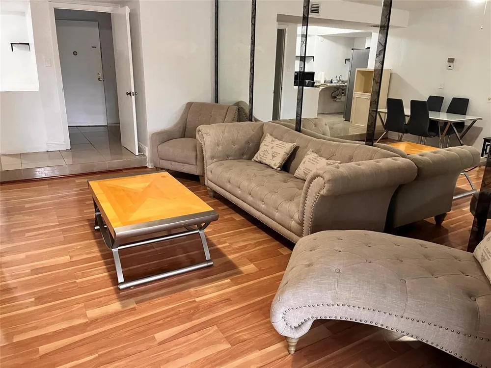 3710 Inverrary Drive #3Y Lauderhill, FL 33319