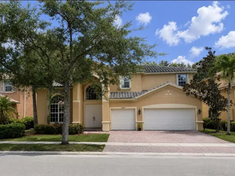 3800 E Hibiscus Street