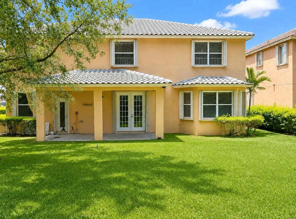 3800 E Hibiscus Street Weston, FL 33332
