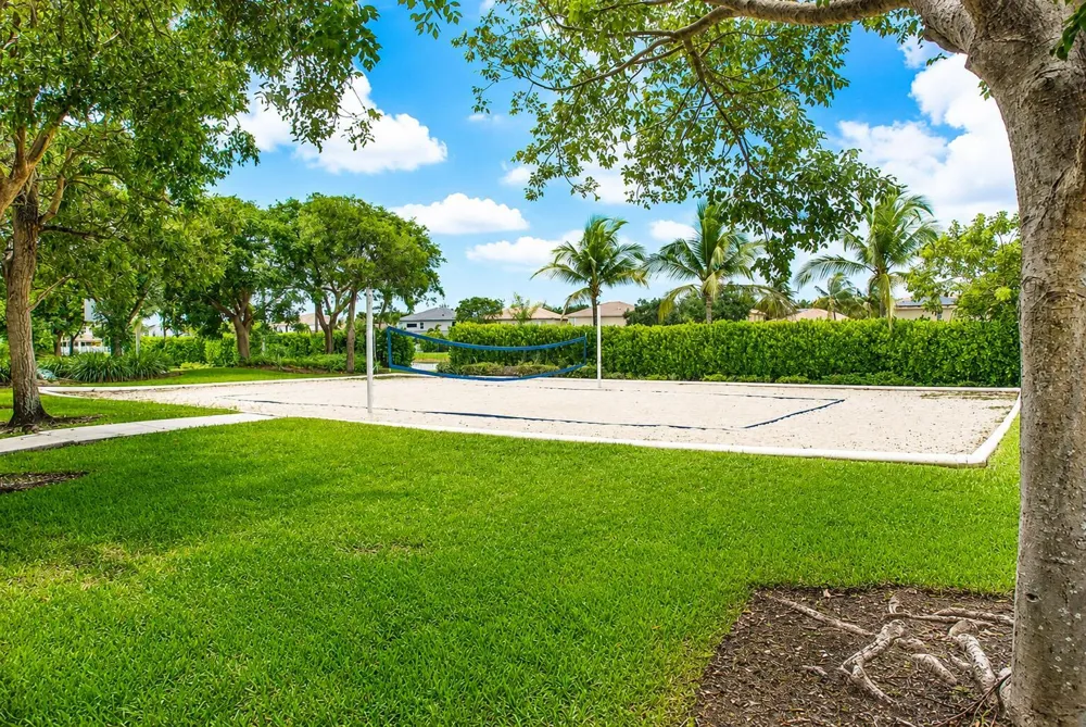 3800 E Hibiscus Street Weston, FL 33332