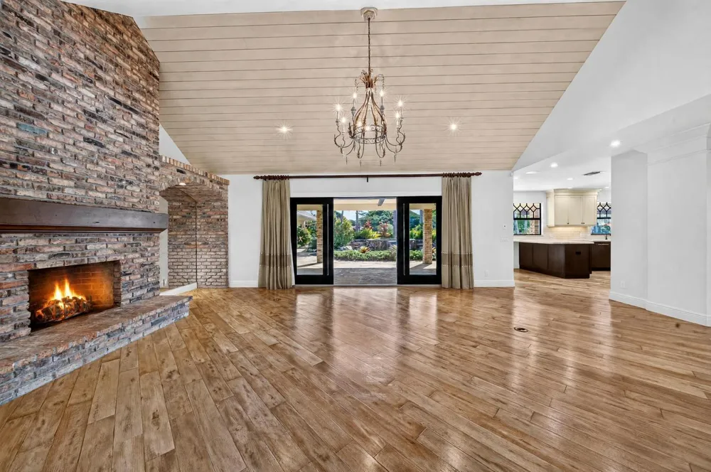 5591 W Leitner Drive Coral Springs, FL 33067
