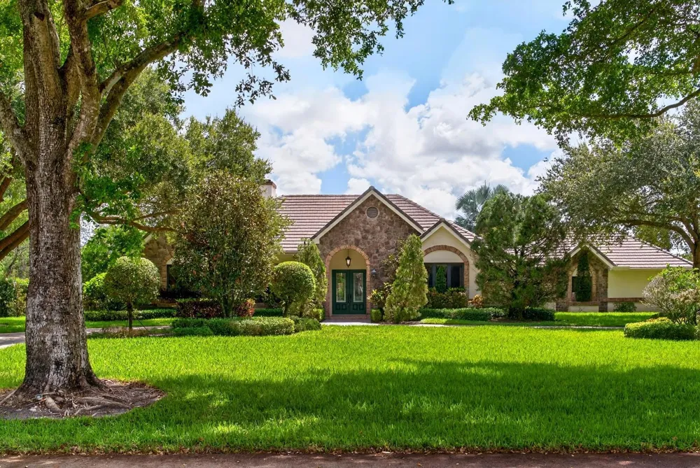 5591 W Leitner Drive Coral Springs, FL 33067