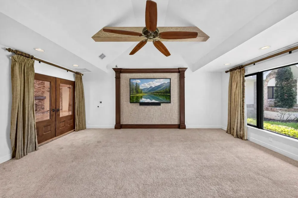 5591 W Leitner Drive Coral Springs, FL 33067