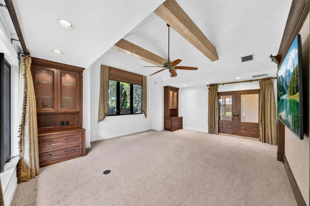 5591 W Leitner Drive Coral Springs, FL 33067